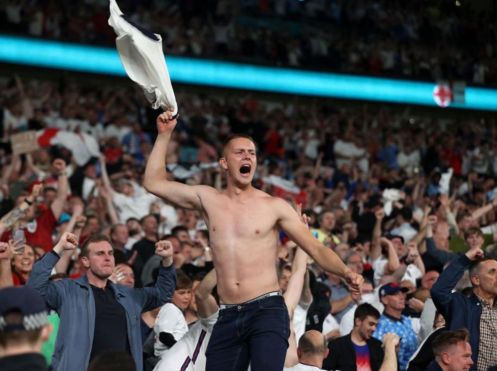 Didakwa UEFA Bikin Onar, Inggris Terancam Sanksi! Didakwa UEFA Bikin Onar, Inggris Terancam Sanksi!