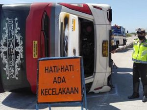 Ini Dia Identitas 7 Korban Tewas Kecelakaan Bus di Tol Pemalang