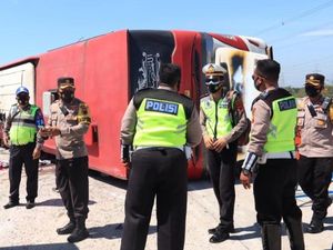 Kecelakaan Bus di Tol Pemalang, 7 Orang Tewas