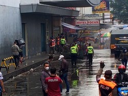 Viral Water Cannon Semprot Lapak di Tanah Abang, Ini Penjelasan Polisi