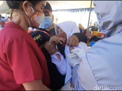 Mau Informasi Vaksinasi di Surabaya, Cek di Sini Aja