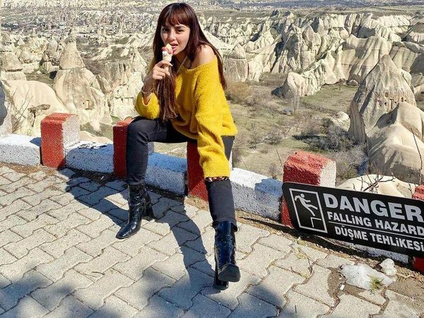 Keseruan Nadia Christina Menikmati Es Krim saat Liburan ke di Turki