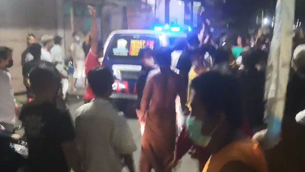 operasi ppkm di surabaya ricuh