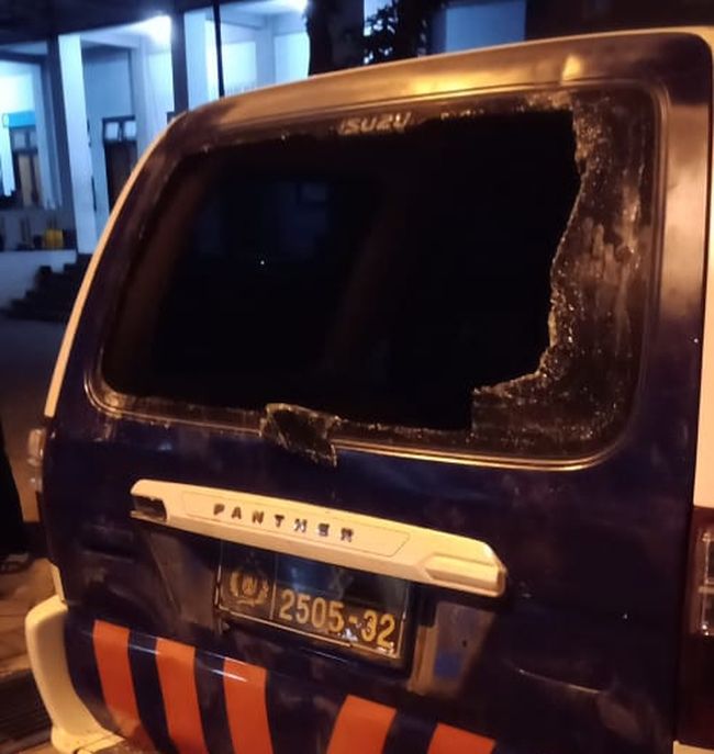 operasi ppkm di surabaya ricuh