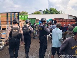 Pasar Hewan di Probolinggo Jadi Fokus Operasi Yustisi Jelang Idul Adha Pasar Hewan di Probolinggo Jadi Fokus Operasi Yustisi Jelang Idul Adha