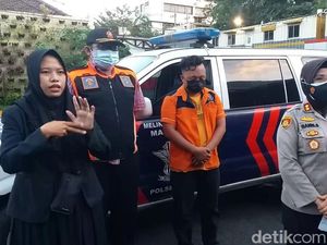 Polisi Tangkap Provokator Kericuhan Operasi PPKM Darurat di Surabaya Polisi Tangkap Provokator Kericuhan Operasi PPKM Darurat di Surabaya