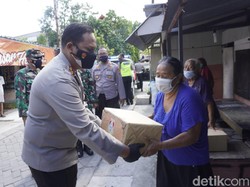 750 Paket Sembako Dibagikan Ke Warga Bojonegoro Saat PPKM Darurat