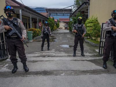Polisi Tembak Mati 2 Orang DPO MIT Poso