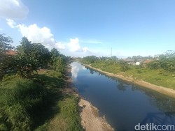 Sungai Citarum di Karawang Tercemar, DLH Jabar: Pengawasan Harus Intensif