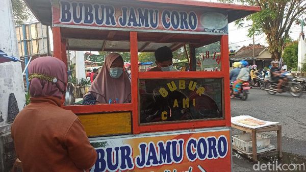 Diracik dengan 15 Rempah, Bubur Jamu Coro Jadi Warisan Kesultanan Demak Bintoro