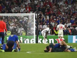 Pemain 19 Tahun kok Jadi Penendang Kelima Inggris, Mana Seniornya?