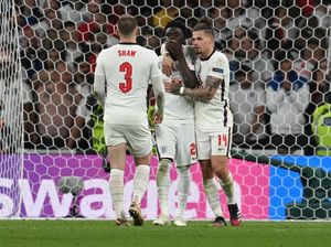 Oezil Bela Saka: Dia Pantas Dapat Respek