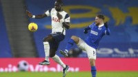 Mohamed Sissoko merupakan gelandang tengah kelahiran Prancis, ia pernah bermain untuk Liverpool pada 2007/2008, ia juga pernah membela klub besar seperti Juventus hingga PSG. Mike Hewitt/Getty Images  