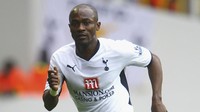 Didier Zokora pernah bermain untuk Tottenham Hotspur, pada 2008 Didier bermain bersama pemain top lainnya seperti Luka Modric, Gareth Bale,Dimitar Berbatov, Jermain Defoe dan lain-lain. Total ia bermain sebanyak 134 penampilan bersama The Lilywhites. Phil Cole/Getty Images  