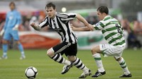 Danny Guthrie pemain kelahiran Inggris ini malang melintang di klub Inggris, sebut saja Manchester United U18, Liverpool, Southampton, Bolton, Newcastle, Fulham hingga Blackburn. Patrick Bolger/Getty Images  