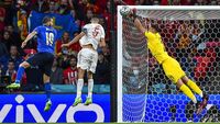 Aksi Memukau Kiper Italia, Pemain Terbaik Euro 2020