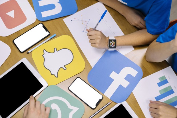 Membuat agensi sosial media/freepik.com/freepik sosial media, instagram, finance