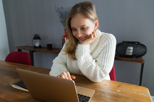 Menjadi freelancer/freepik.com/katemangostar sosial media, instagram, finance