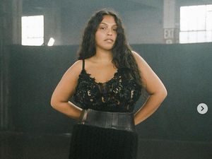 8 Potret Model Plus-Size Victorias Secret, Diprotes Selebgram Indonesia