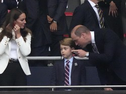 Inggris Kalah di Euro 2020, Wajah Sedih Pangeran George Jadi Viral