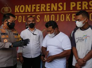 Makian Sopir Truk ke Polisi Kena Sekat PPKM Darurat Berujung Permintaan Maaf Makian Sopir Truk ke Polisi Kena Sekat PPKM Darurat Berujung Permintaan Maaf