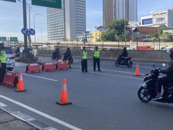 Antisipasi Kemacetan, Penyekatan di Jl Antasari Sempat Dibuka