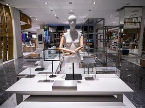 Thailand Lockdown, Pusat Perbelanjaan di Bangkok Lowong