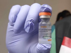 Stok Vaksin COVID-19 Habis, Pemkot Surabaya Masih Ajukan ke Kemenkes