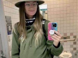 Jangan Kaya Gini Ya, Pura-pura Hamil Demi Ekstra Bagasi