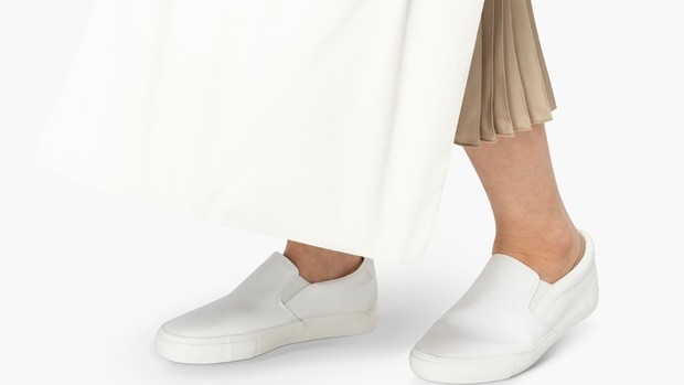 White Outfit | Foto : freepik.com/rawpixel.com