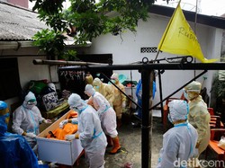 Menyesak Kabar Duka Pasien Corona Wafat saat Isoman Makin Banyak