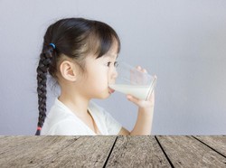 Susu Tingkatkan Imunitas saat COVID, Bagaimana Kalau Si Kecil Alergi?