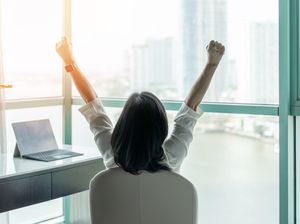 Miliarder Bagikan Mantra Sukses ke Anak Muda, Apa Isinya? Miliarder Bagikan Mantra Sukses ke Anak Muda, Apa Isinya?