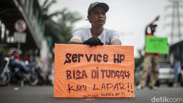 Jasa Servis HP di PGC Turun ke Jalan Imbas Mal Ditutup