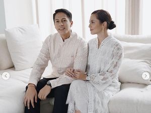 7 Pesona Pevita Pearce Datang ke Pengajian dan Akad Nikah Adik Arsyah Rasyid 7 Pesona Pevita Pearce Datang ke Pengajian dan Akad Nikah Adik Arsyah Rasyid
