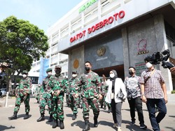 Mulai Beroperasi, RS Lapangan di RSPAD Langsung Rawat Pasien COVID-19