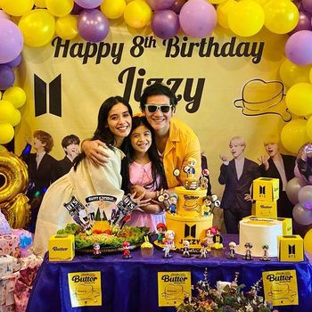 Vino G Bastian dan Marsha Timothy merayakan ulang tahun putri semata wayangnya, Jizzy yang ke 8 dengan tema BTS. Yuk intip!
