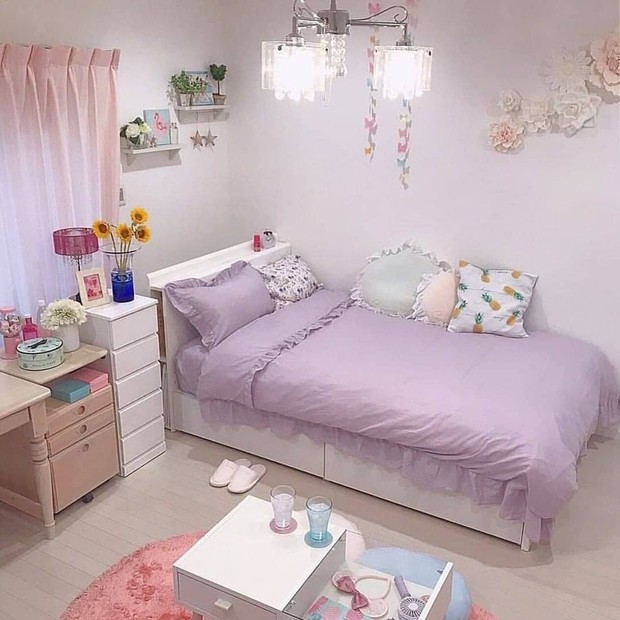 Warna lilac memberi kesan positif untuk mood baik/ Foto: instagram.com/dekorasikamartidur