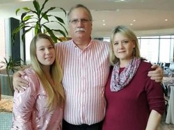 Kisah Pilu Batal Nikah, Calon Mempelai Wanita, Ayah & Ibunya Meninggal Corona