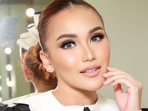 Ayu Ting Ting Sebut Adiknya Trauma 2 Kali Positif COVID-19 Ayu Ting Ting Sebut Adiknya Trauma 2 Kali Positif COVID-19