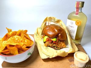 Krenyes Gurih Buttermilk Fried Chicken dari Dapur Ruben Krenyes Gurih Buttermilk Fried Chicken dari Dapur Ruben