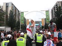 UEFA Selidiki Kerusuhan di Laga Final Euro 2020