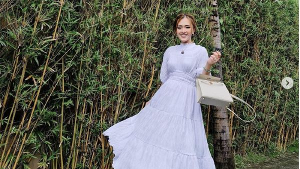 8 Gaya Mewah Selebgram Jessica Forrester Sebelum Ditangkap Nyabu di Bali