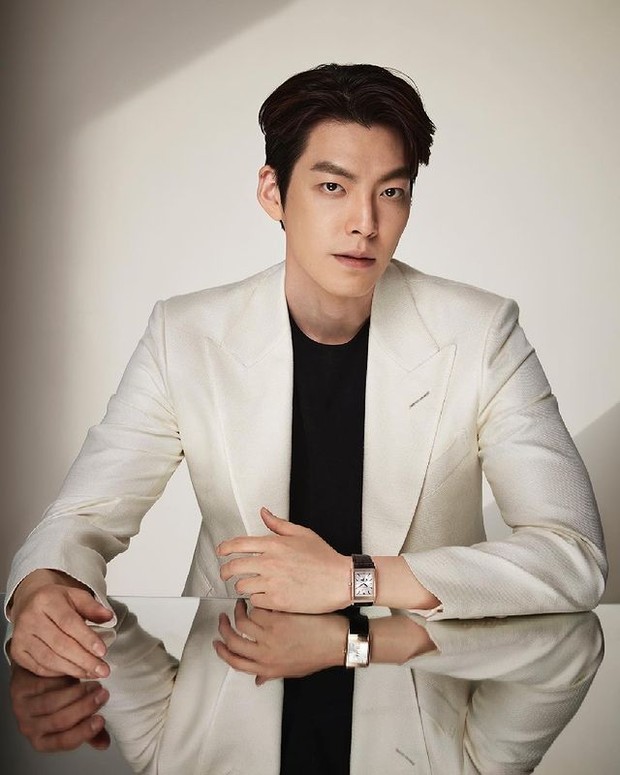 Kim Woo Bin dibebaskan dari wajib militernya (foto: instagram.com/____kimwoobin)