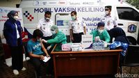 Mobil Vaksin Keliling Sasar 1.000 Warga Jakarta