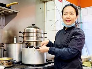 Pengusaha Restoran Indonesia Coba Bertahan di Tengah Lockdown Sydney Pengusaha Restoran Indonesia Coba Bertahan di Tengah Lockdown Sydney