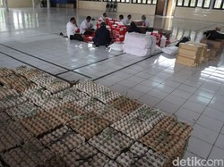Usai Dimarahi Risma, Seperti Ini Kesigapan Petugas Dapur Umum Wyata Guna