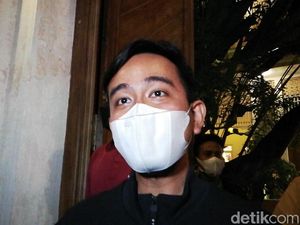 Gibran Izinkan Mal Buka Meski Solo Masih PPKM Level 4, Ini Dia Syaratnya Gibran Izinkan Mal Buka Meski Solo Masih PPKM Level 4, Ini Dia Syaratnya