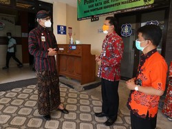 Cerita Ganjar Ada Warga Tak Percaya COVID, Baru Yakin Saat Dirawat di ICU