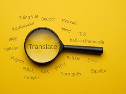 Apa yang Dimaksud dengan Penerjemah Tersumpah? Begini Penjelasannya